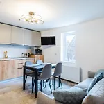Long Street Suites