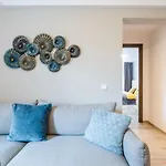Long Street Suites