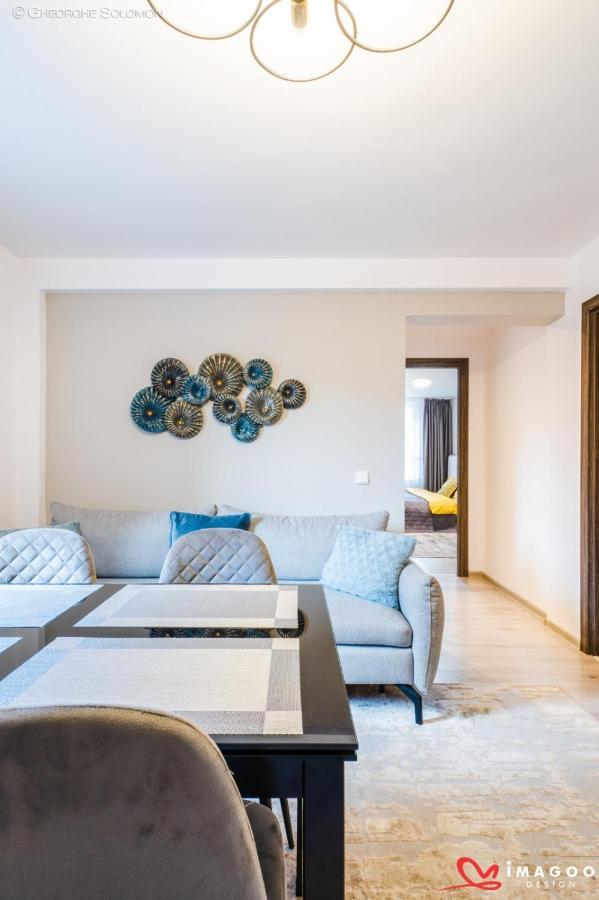 Long Street Apartment *