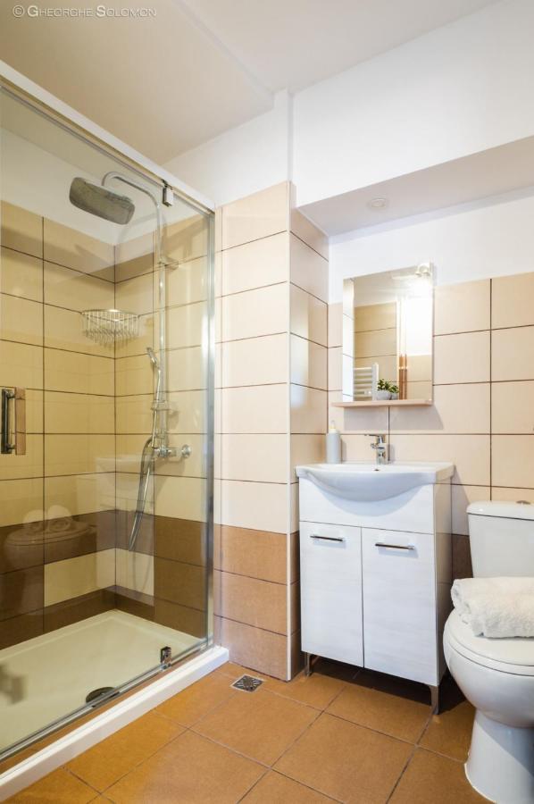 Long Street Apartment *